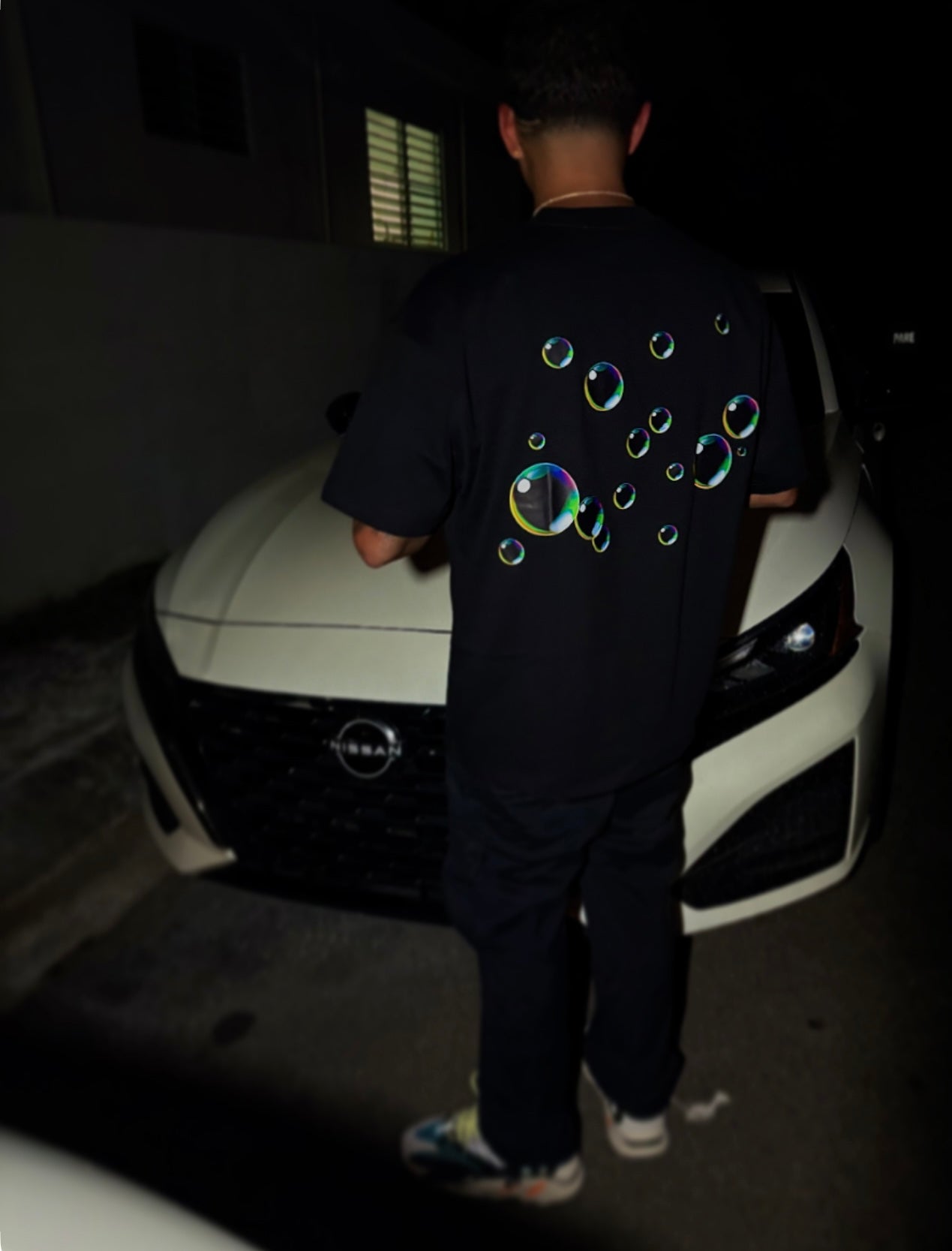 Tee [bubbles]